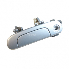 T�rgriff au�en vorne links in 18G f�r Mazda 323 BJ