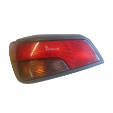 R�cklicht hinten links f�r Peugeot 306 Schr�gheck bis 97 B-Ware