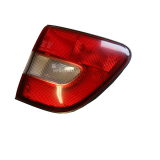 R�cklicht innen links 043-2142L f�r Suzuki Baleno Kombi