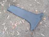 Verkleidung f�r B-S�ule links unten f�r Mazda 323 BJ