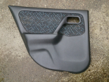 T�rverkleidung hl 82901-2F001 f�r Nissan Primera P11 Traveller