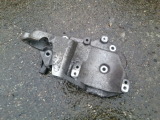 Halter 90528682 f�r Opel Vectra B 1,6 - 1,6l 16V - 1,8l 16V