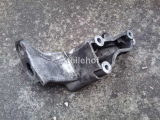 Halter 4899852 f�r Saab 9-5 YS3E